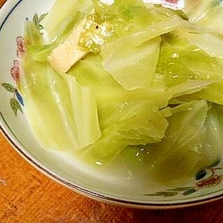 材料２つ　キャベツと　あげの　ほっこり煮物